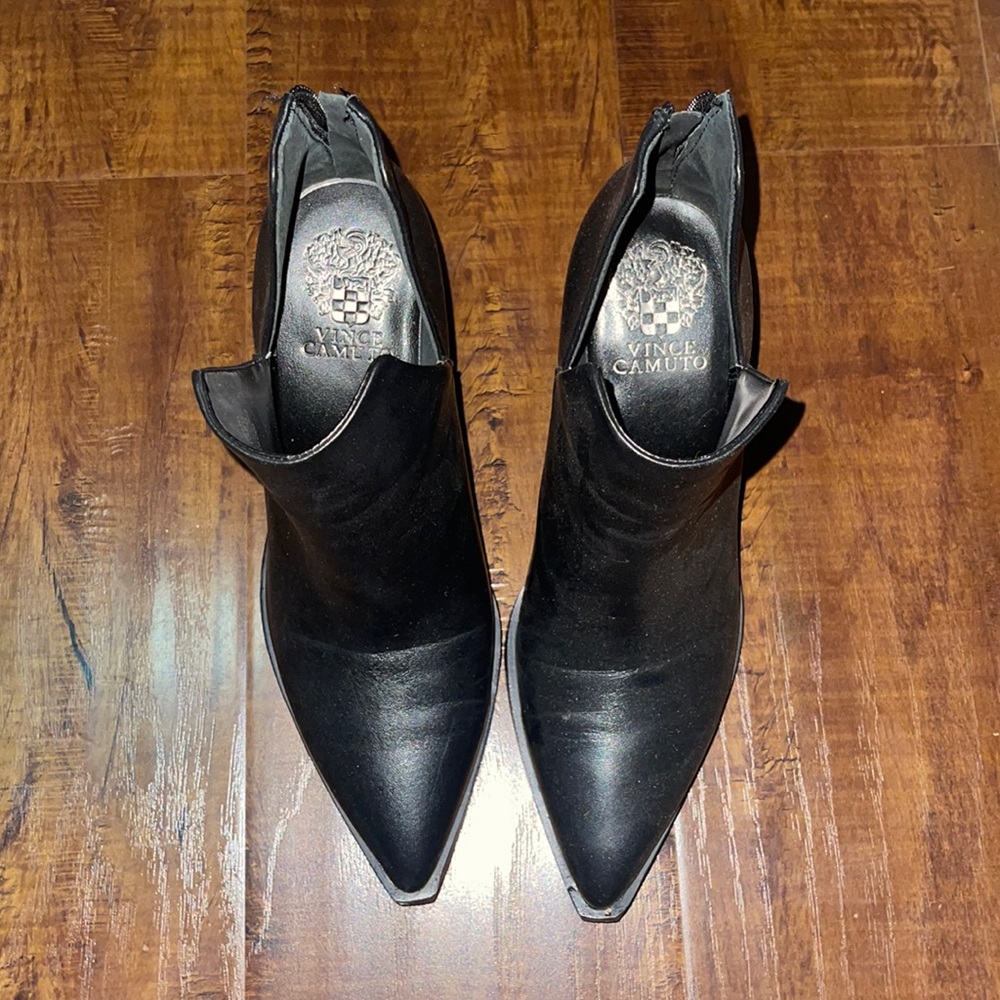 Vince Camuto Leather Black Ankle Boots Gigietta size 8